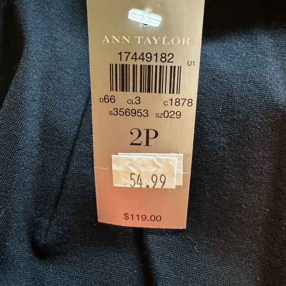 New Ann Taylor Pencil Skirt 2P - Picture 3 of 3